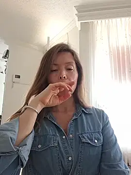 karina_warthon webcam
