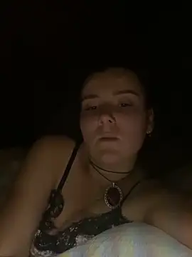 mewKate webcam