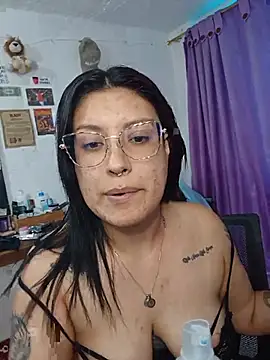 DaniPoison webcam
