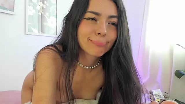 canelleGarces webcam