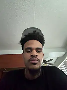 Mrmakeherwet_Tez webcam
