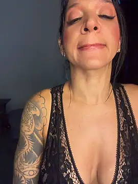 Biazinhabdsm webcam