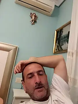 DanTrov79 webcam