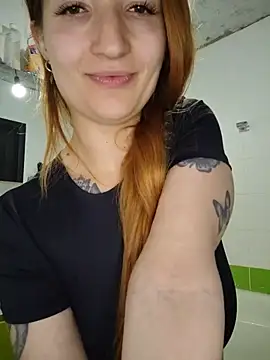 LeonaFox webcam