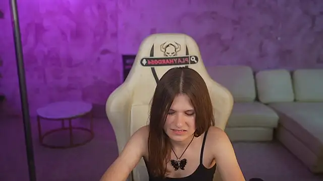 Monika_kiss054 webcam