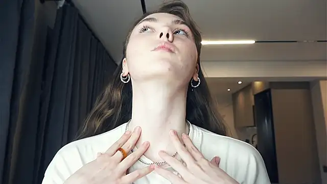 VickiPraml webcam