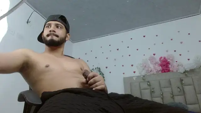 Enzo_fox webcam