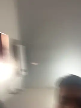 MorenoHot90 webcam