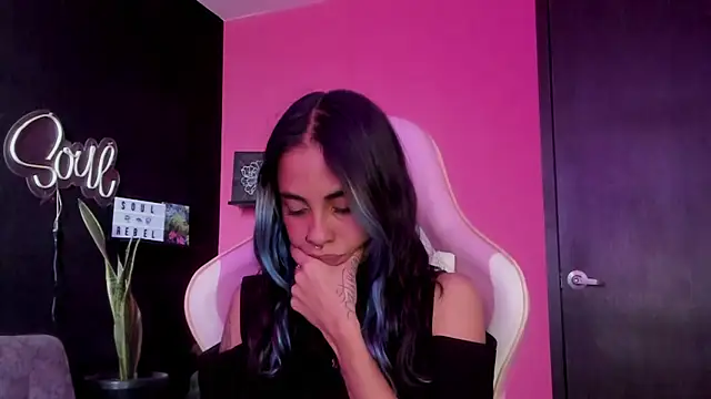 azula_lillet webcam