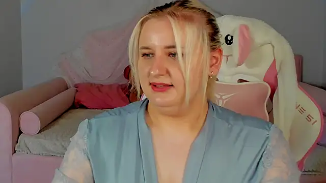 LioraArdyn webcam