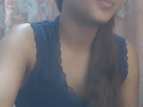 NancyRuvi webcam
