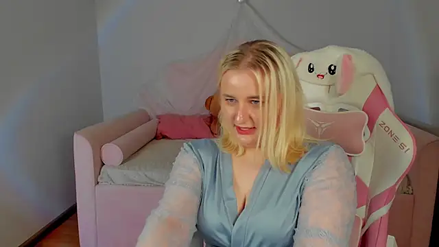LioraArdyn webcam