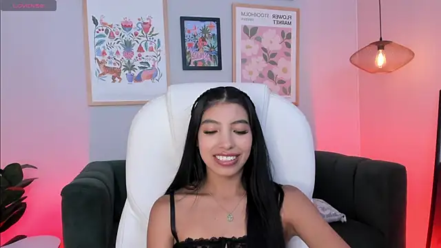 tiffany_low - Tiffany_Low's free webcam