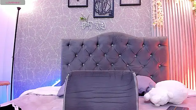 lana_gill1 webcam