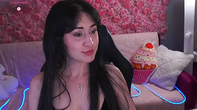 carolinaafoxyyy - CarolinaaFoxyyy's free webcam - UK Sex Cams