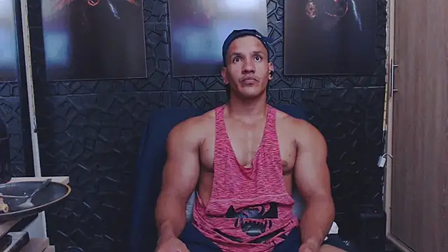 viktor_herrera - Viktor_herrera's free webcam - UK Sex Cams
