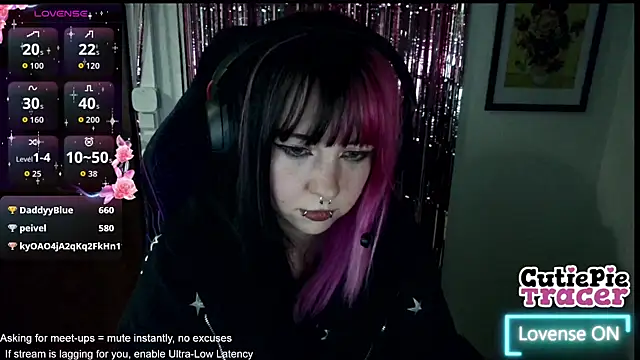 cutietracer - CutieTracer's free webcam - UK Sex Cams