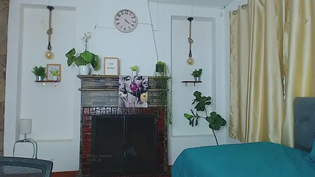 Emma_hassani webcam