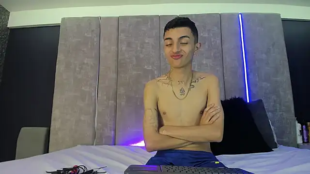 NickandAbby_ webcam