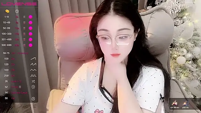 Monica-666888- webcam