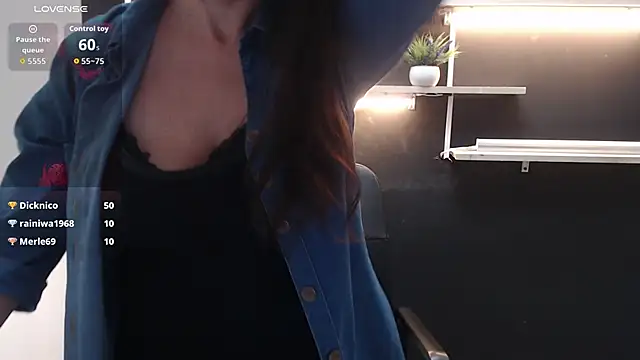 Lauryn_Jones