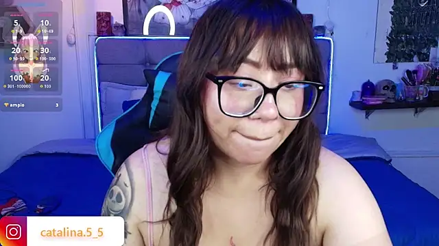 Kata_Bigboobs webcam