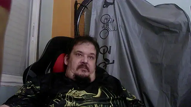 porkorossy live sex cam