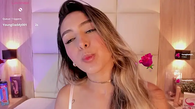 bella1207 webcam