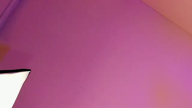ArianaBaker webcam