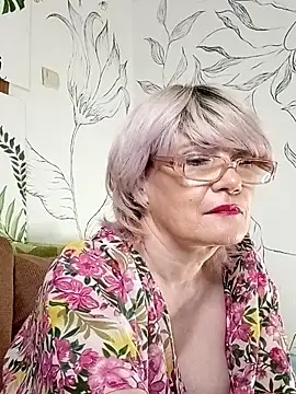 Catty_Lady webcam