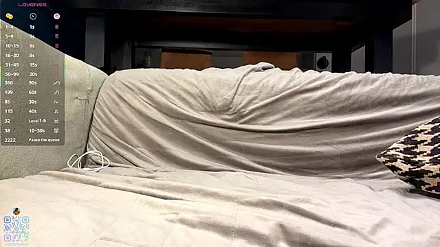 SweetSakuraJane webcam