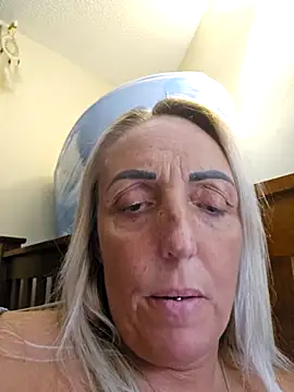 theblondecocklover webcam
