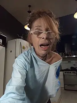 FrozenWaffle live sex cam