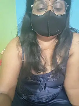 sexxyrenukaa webcam