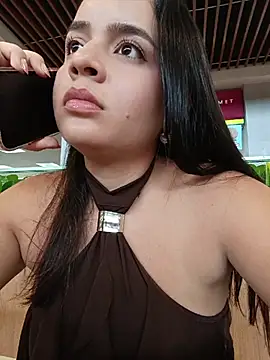 Julieth_hot-69 webcam