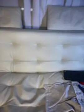 LeylaKnox webcam