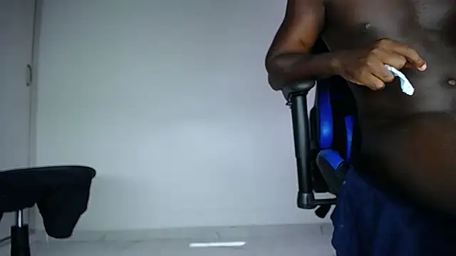 MAXJONES_2 webcam