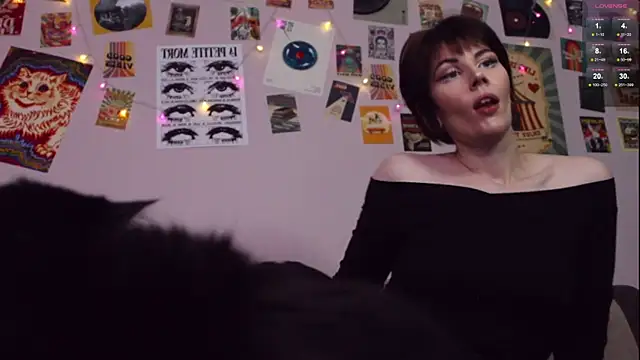 Luna_Blake webcam