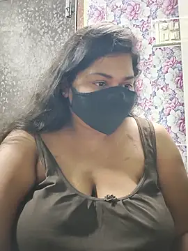 Liyaa_24 webcam