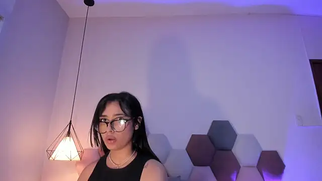 GahiaBelucci webcam