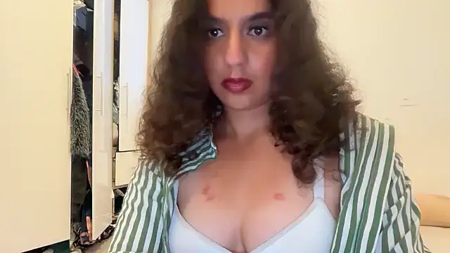 fayfay21@xh webcam