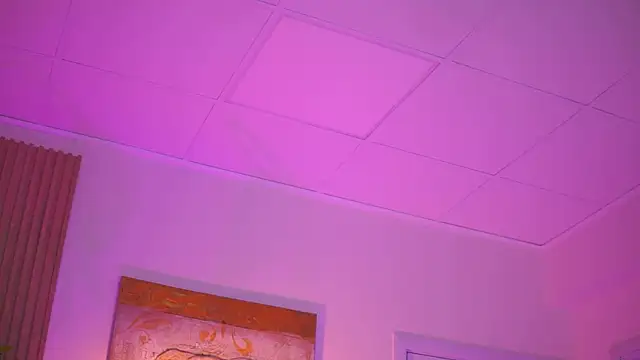 LatinaMorene webcam