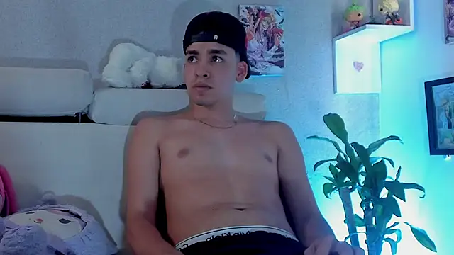 strong_rock69 webcam