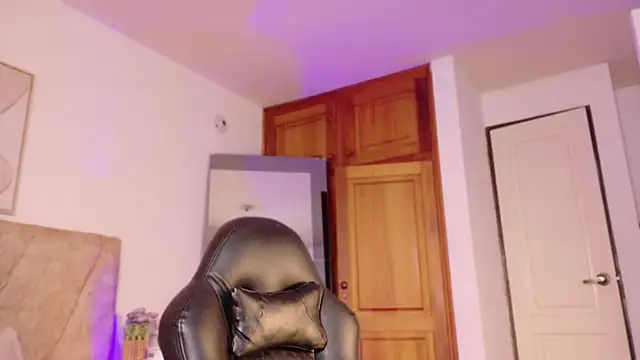 victoria_withmore webcam