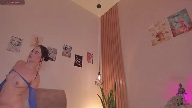 PawgGirl18 webcam