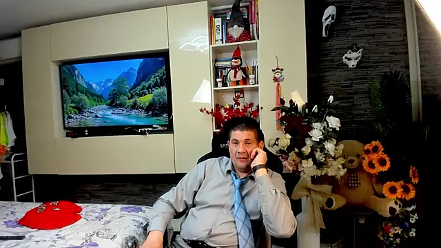 SpartacusDaddy48 webcam