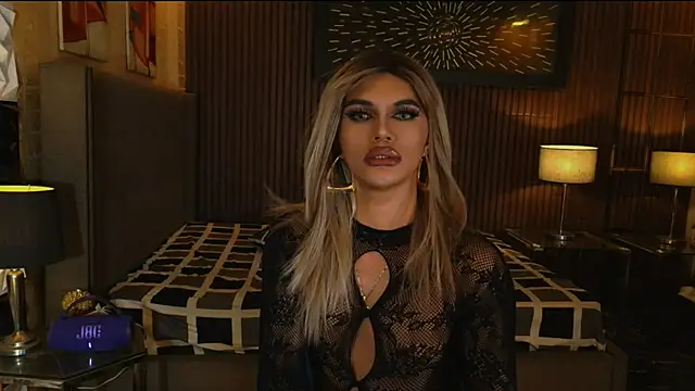 ElegantKellyTS webcam