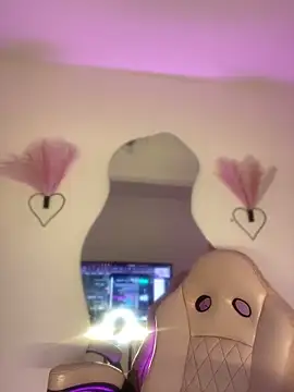 Mia_royal webcam