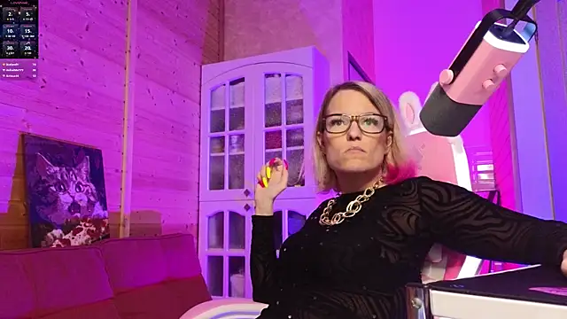 Lady_Shine webcam