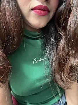 riya_sharma11 webcam